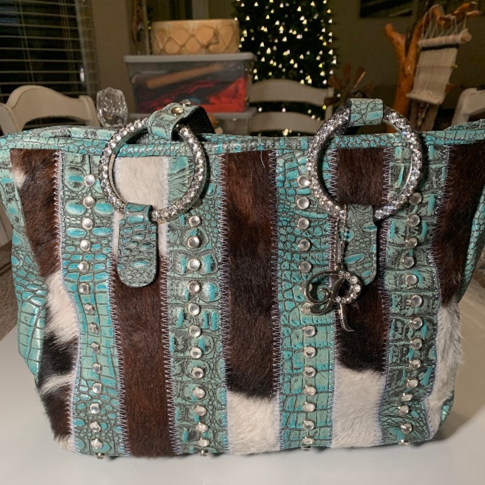 Raviani purse